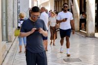 Zadar: Velik broj stranih gostiju u centru grada