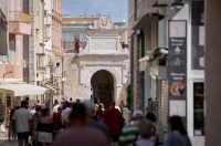 Zadar: Velik broj stranih gostiju u centru grada