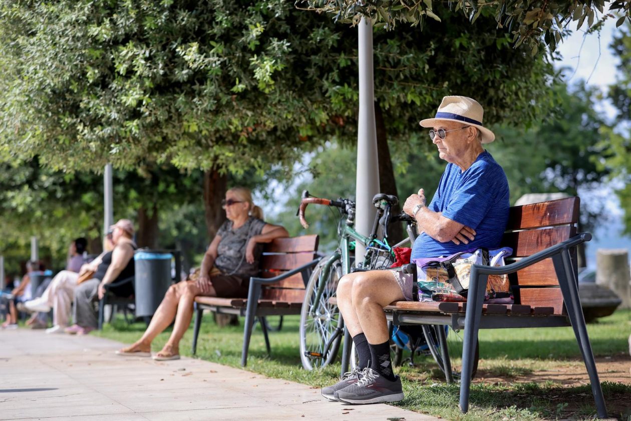 Zadar: Velik broj stranih gostiju u centru grada
