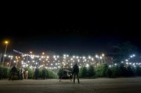 Bozicne jelke prodaju se na brojnim lokacijama