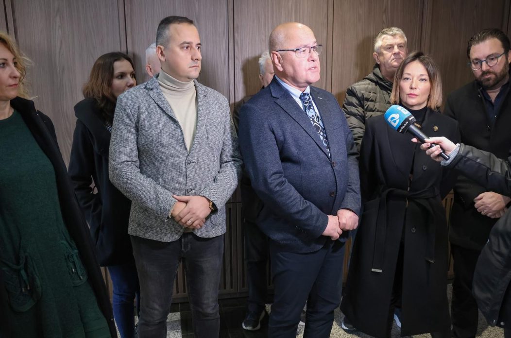 Zadar: Konferencija za medije Damira Biloglava na temu aktualnosti u radu stranke i formiranje „Vukovarske koalicije“