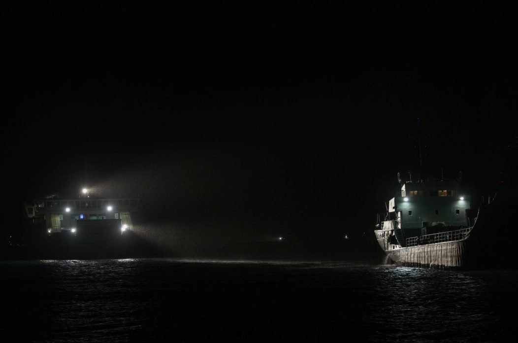 Zadar: Trajekt “Jadran” dovezao putnike sa potonulog katamarana “Melita” u luku Gaženica