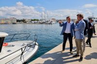 Župan Josip Bilaver sa suradnicima nazočio je primopredaji mobilne ljekarne – brodice Župan Josip Bilaver sa suradnicima nazočio je primopredaji mobilne ljekarne – brodice