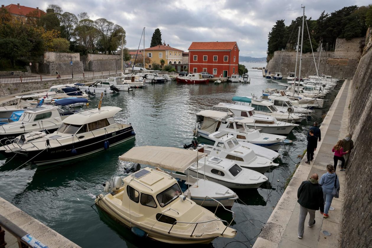 Nedjeljni dan u Zadru Nedjeljni dan u Zadru