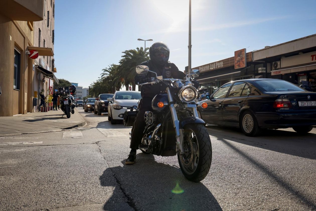 Zadar: Moto defile Zadar – Maslenički most koji je održan povodom obilježavanja 33. obljetnice VRO Maslenica Zadar: Moto defile Zadar – Maslenički most koji je održan povodom obilježavanja 33. obljetnice VRO Maslenica