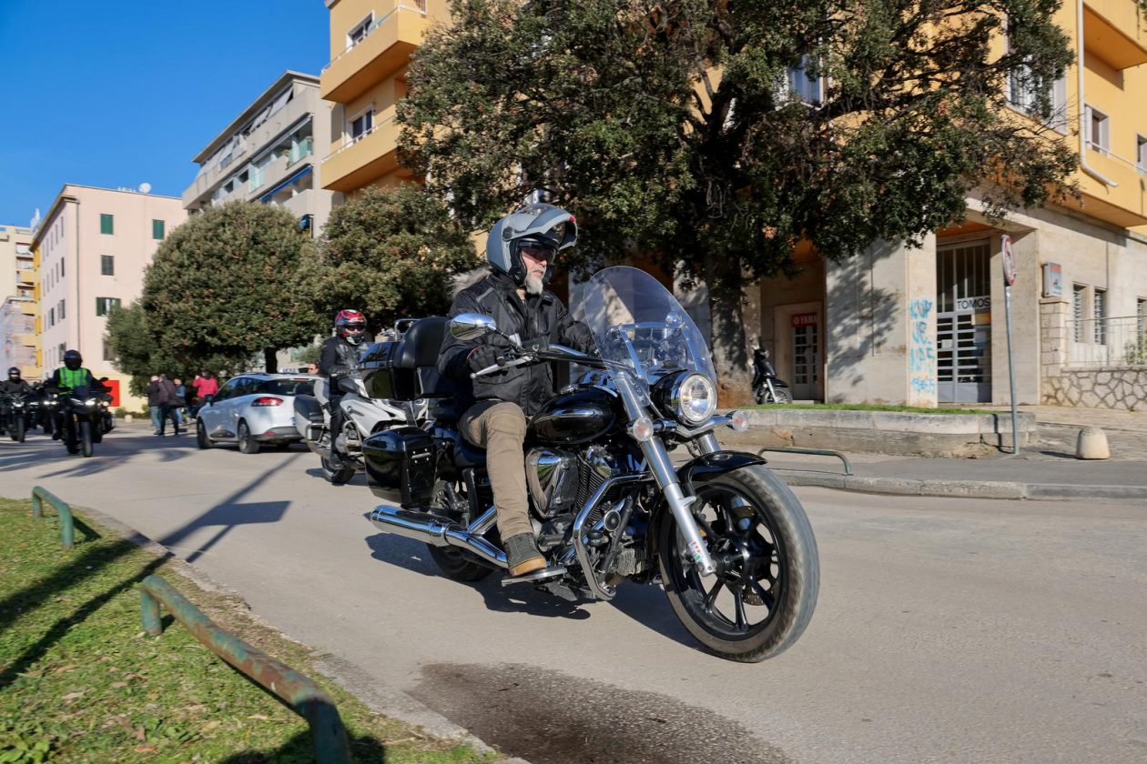 Zadar: Moto defile Zadar – Maslenički most koji je održan povodom obilježavanja 33. obljetnice VRO Maslenica Zadar: Moto defile Zadar – Maslenički most koji je održan povodom obilježavanja 33. obljetnice VRO Maslenica