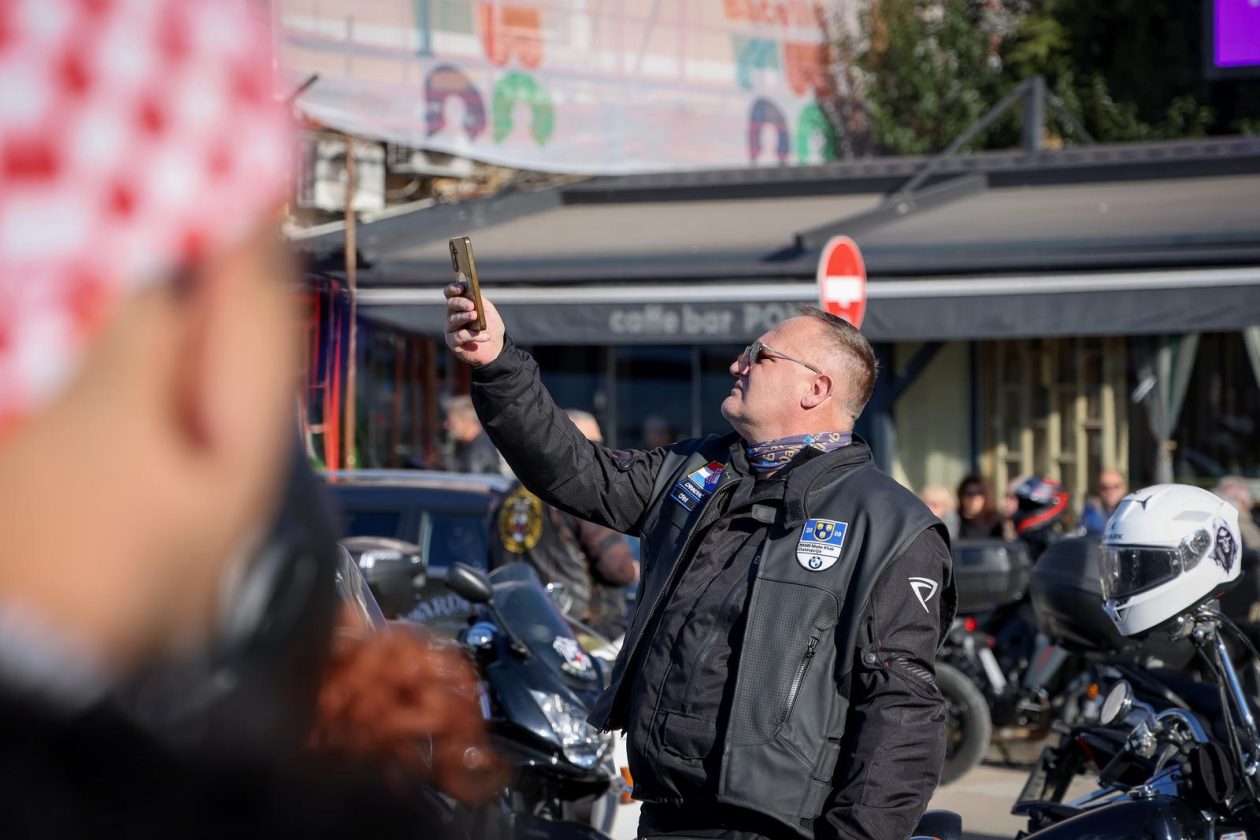 Iz Zadra prema Maslenici krenuo moto defile “Od mosta do mosta” Iz Zadra prema Maslenici krenuo moto defile “Od mosta do mosta”