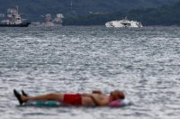 Zadar: Katamaran “Melita” sa kojeg su noćas evakuirani putnici pluta u zadarskom kanalu