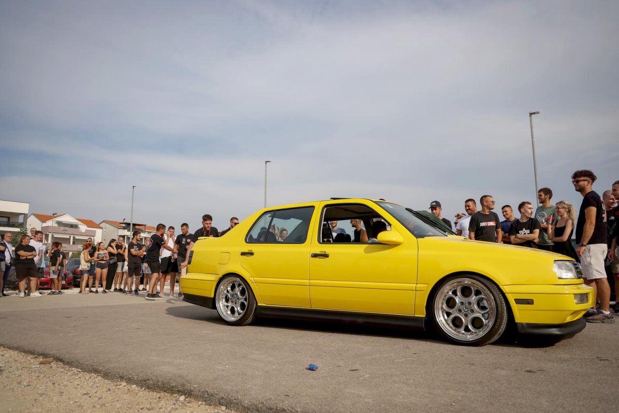 Na Višnjiku održan susret 3. Meet Mrle Garage Na Višnjiku održan susret 3. Meet Mrle Garage