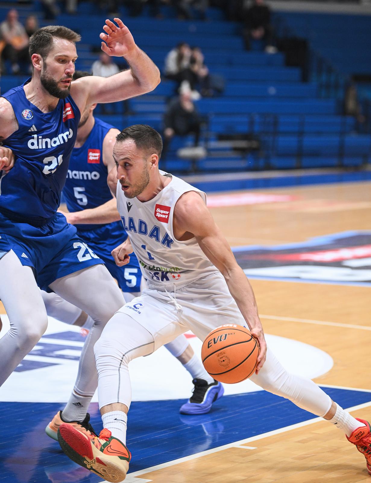 KK Zadar – KK Dinamo Zagreb, četvrtfinale Kupa Krešimira Ćosića KK Zadar – KK Dinamo Zagreb, četvrtfinale Kupa Krešimira Ćosića