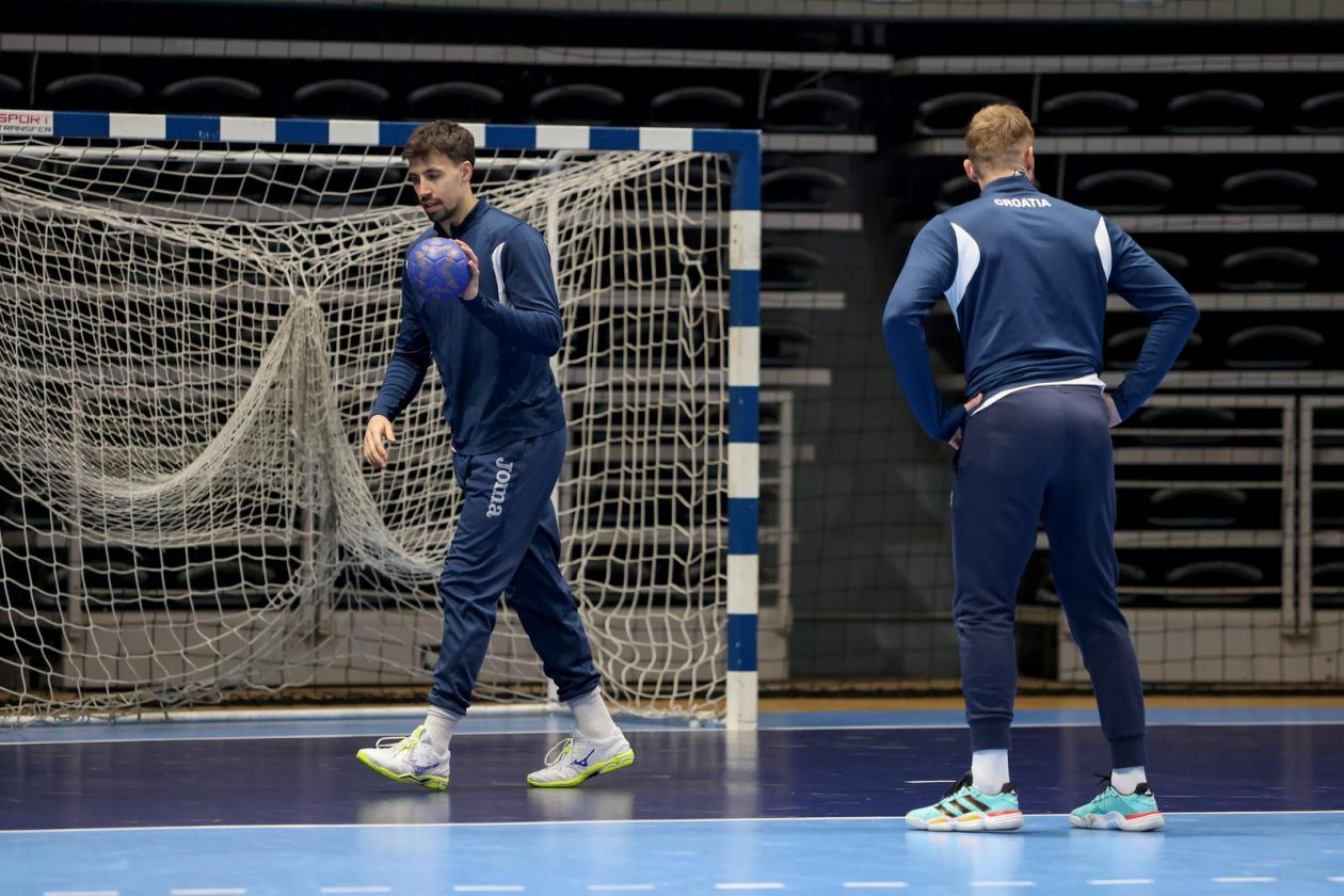 Otvoreni trening rukometne reprezentacije u Zadru