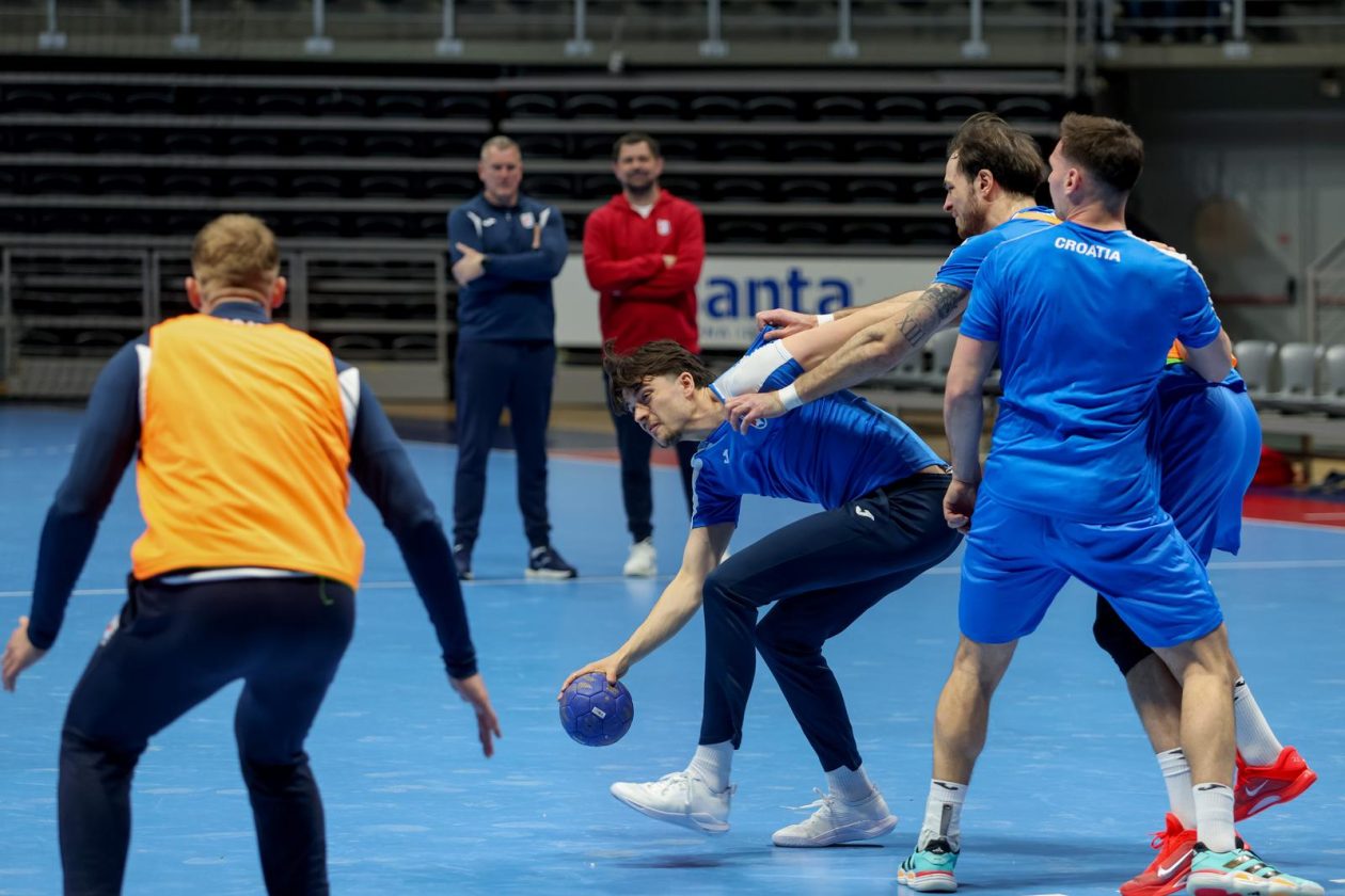 Otvoreni trening rukometne reprezentacije u Zadru