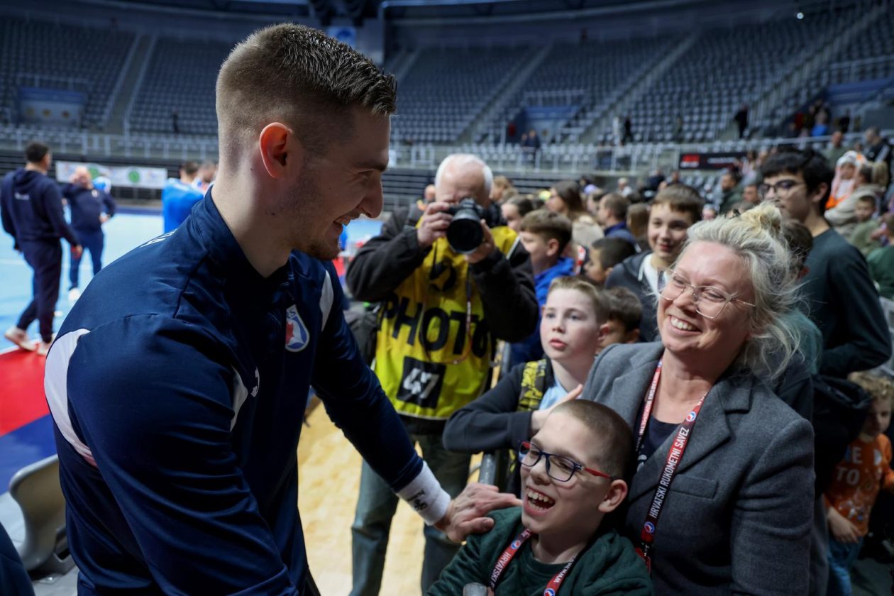 Otvoreni trening rukometne reprezentacije u Zadru
