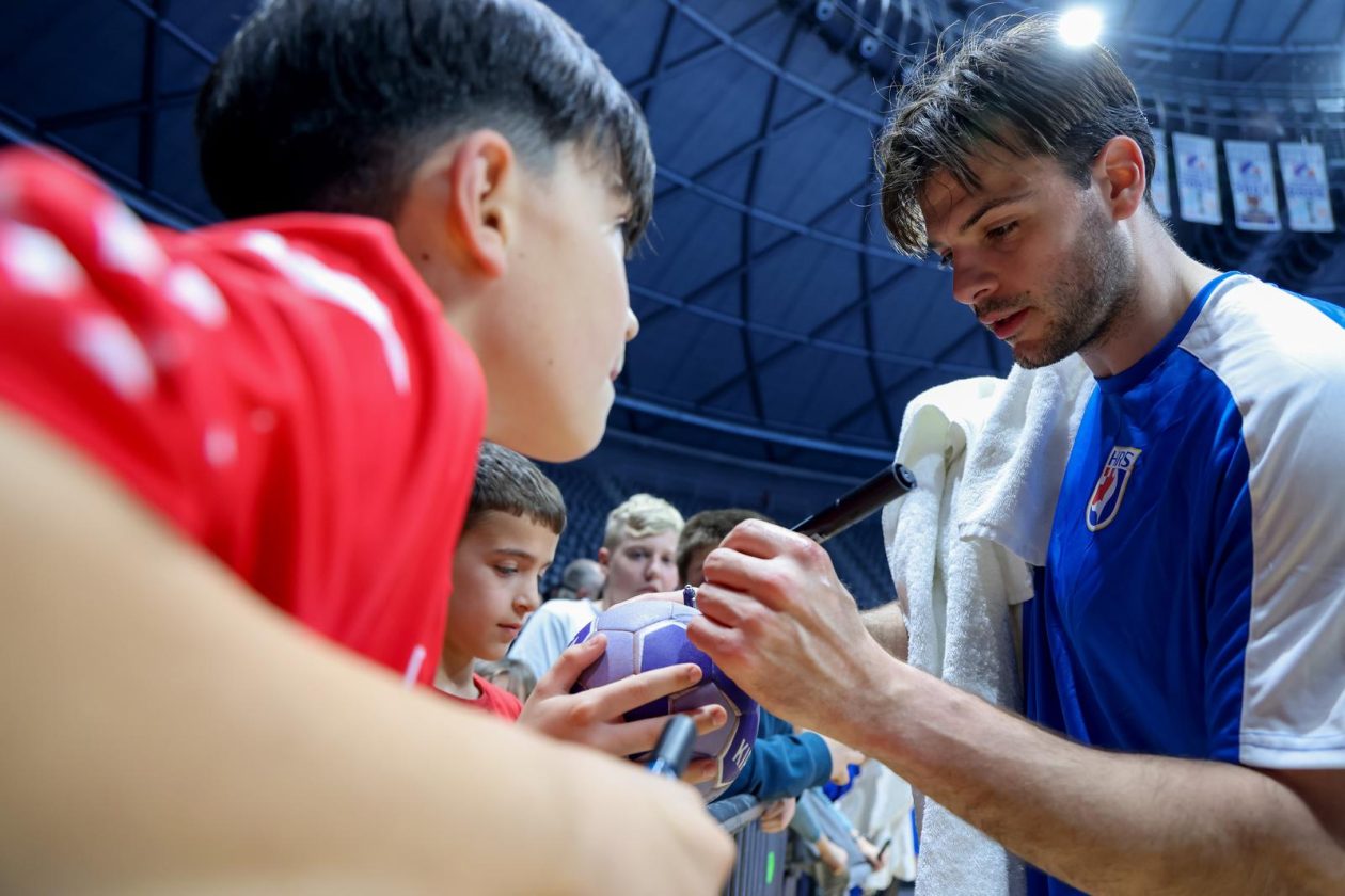 Otvoreni trening rukometne reprezentacije u Zadru
