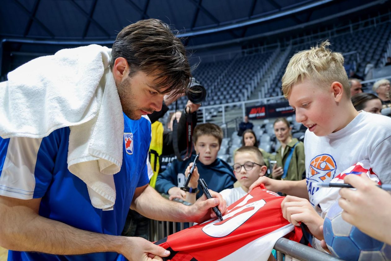 Otvoreni trening rukometne reprezentacije u Zadru