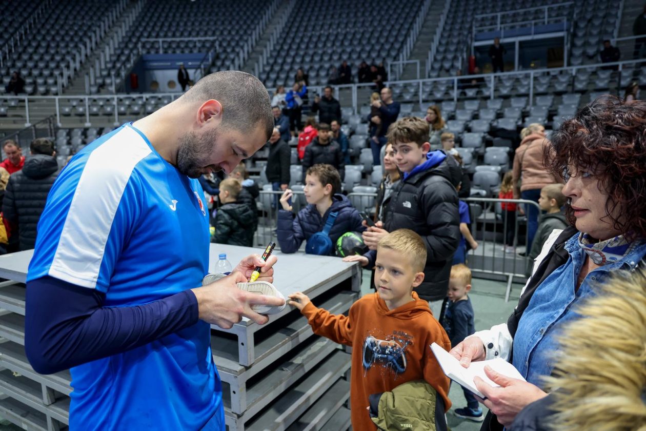 Otvoreni trening rukometne reprezentacije u Zadru