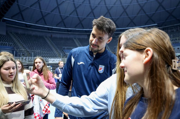 Otvoreni trening rukometne reprezentacije u Zadru
