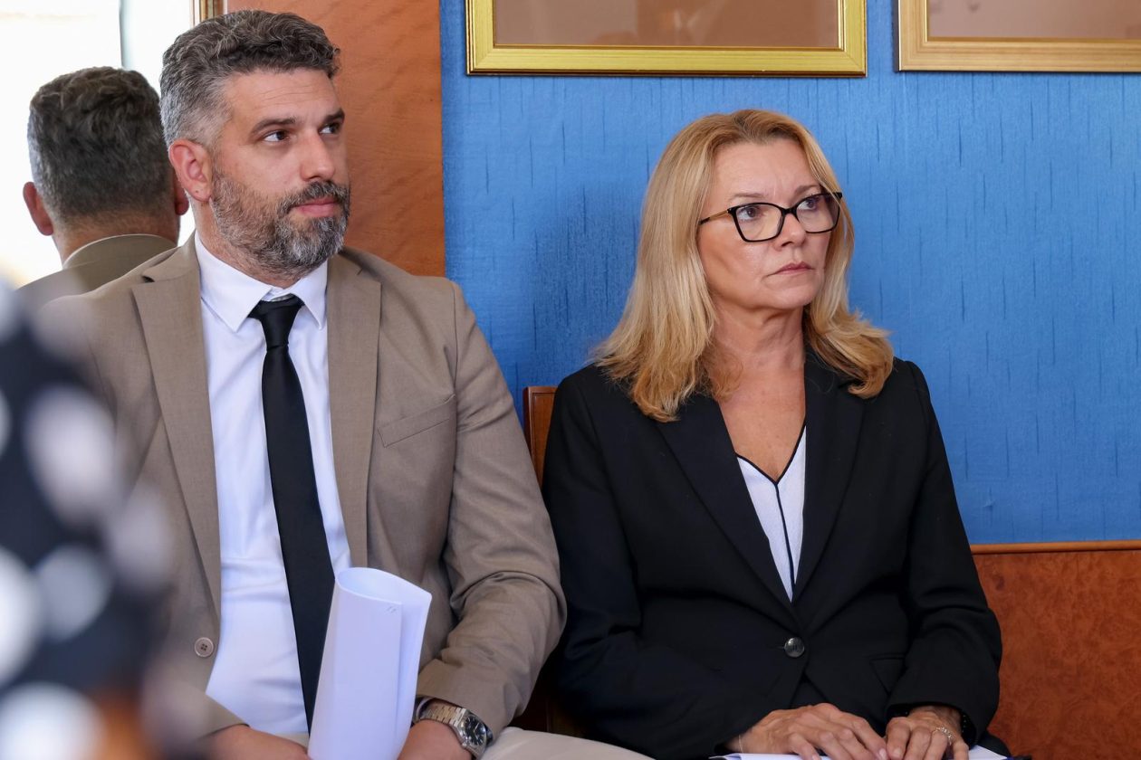 Zadar: Šime Erlić predstavio smjernice za zapošljavanje u gradskim ustanovama Zadar: Šime Erlić predstavio smjernice za zapošljavanje u gradskim ustanovama