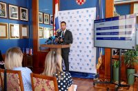 Zadar: Šime Erlić predstavio smjernice za zapošljavanje u gradskim ustanovama Zadar: Šime Erlić predstavio smjernice za zapošljavanje u gradskim ustanovama