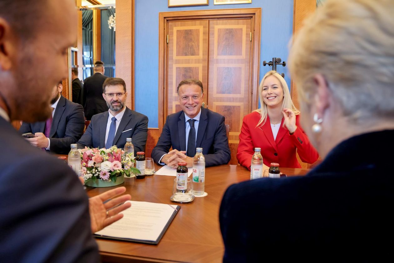 Predsjednik Hrvatskog sabora Gordan Jandroković obišao manifestaciju „Pijat na Pijaci“