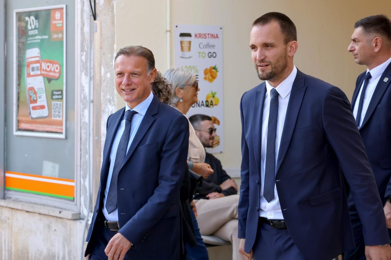 Predsjednik Hrvatskog sabora Gordan Jandroković obišao manifestaciju „Pijat na Pijaci“