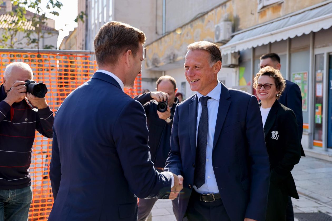 Predsjednik Hrvatskog sabora Gordan Jandroković obišao manifestaciju „Pijat na Pijaci“