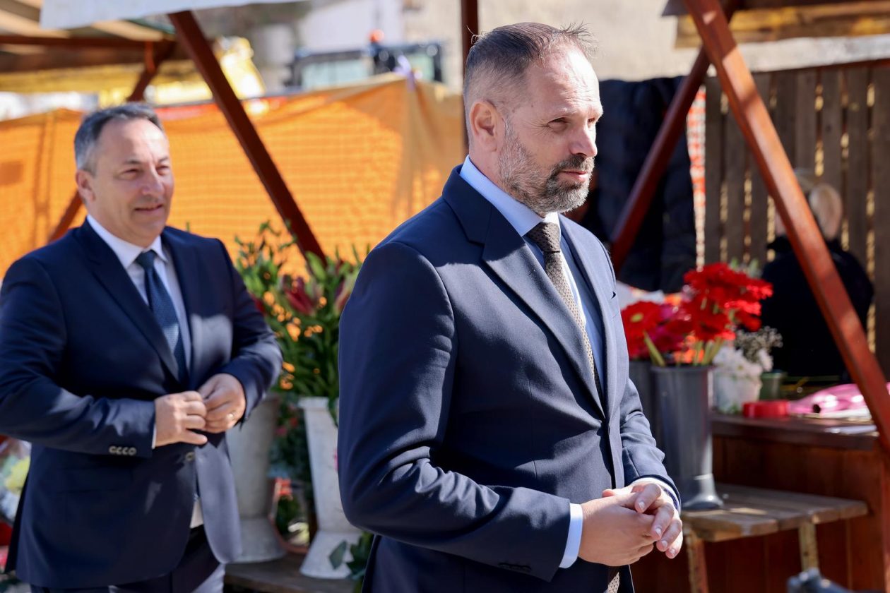 Predsjednik Hrvatskog sabora Gordan Jandroković obišao manifestaciju „Pijat na Pijaci“
