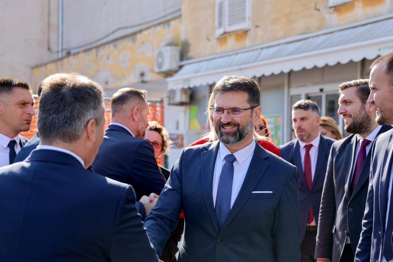 Predsjednik Hrvatskog sabora Gordan Jandroković obišao manifestaciju „Pijat na Pijaci“