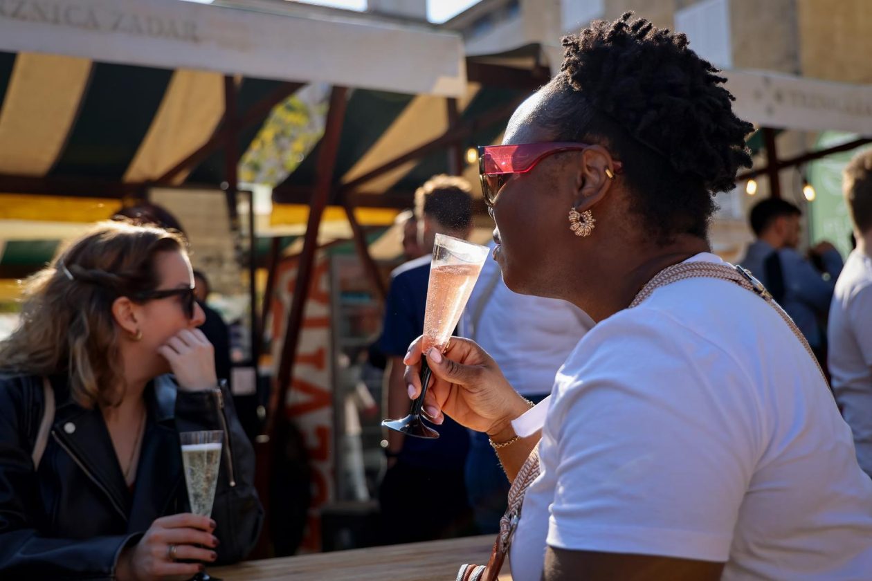 Predsjednik Hrvatskog sabora Gordan Jandroković obišao manifestaciju „Pijat na Pijaci“