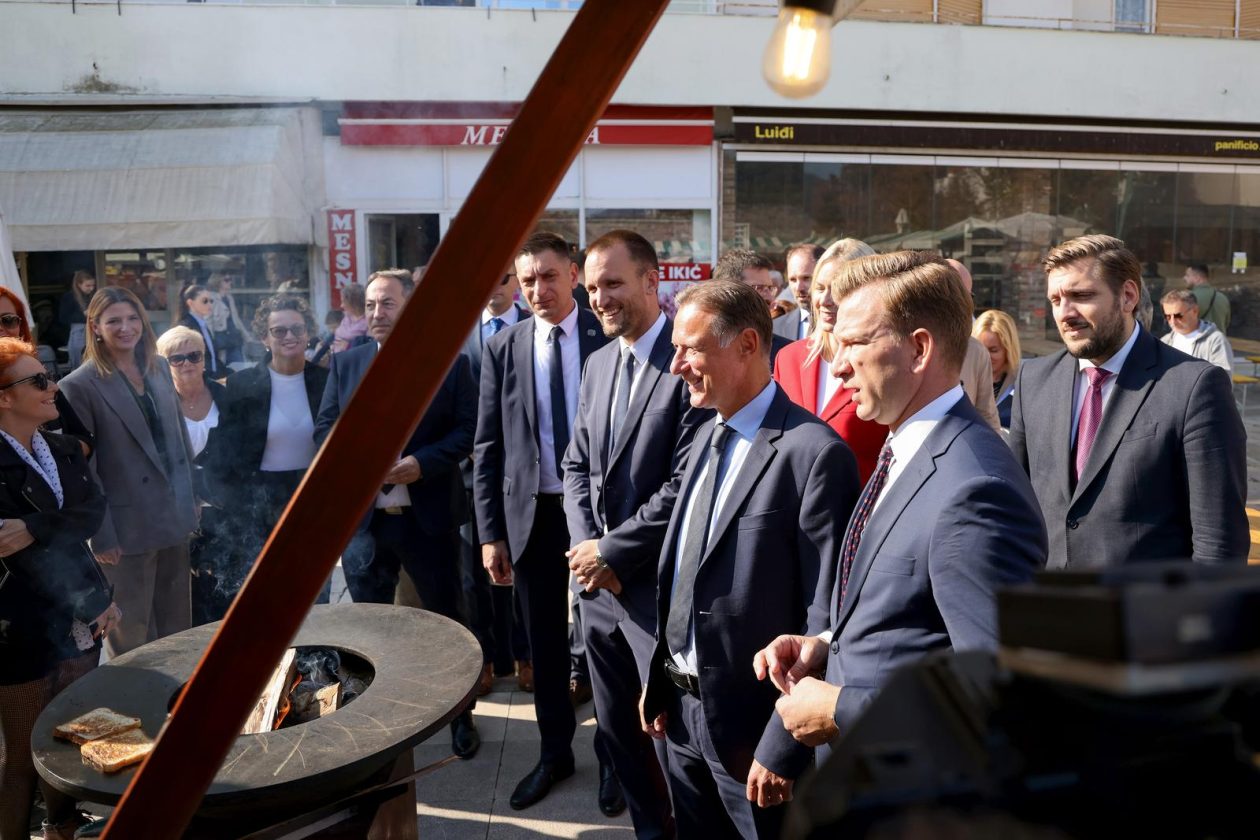 Predsjednik Hrvatskog sabora Gordan Jandroković obišao manifestaciju „Pijat na Pijaci“