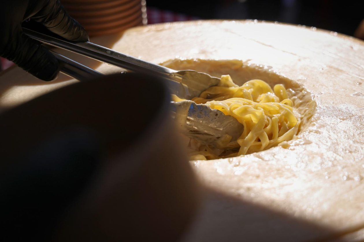 Predsjednik Hrvatskog sabora Gordan Jandroković obišao manifestaciju „Pijat na Pijaci“