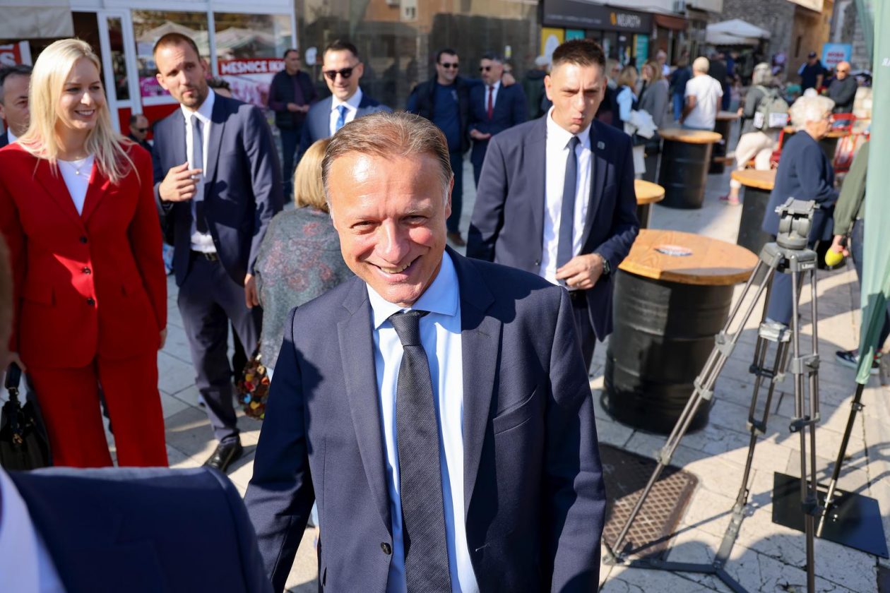 Predsjednik Hrvatskog sabora Gordan Jandroković obišao manifestaciju „Pijat na Pijaci“