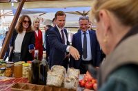 Predsjednik Hrvatskog sabora Gordan Jandroković obišao manifestaciju „Pijat na Pijaci“