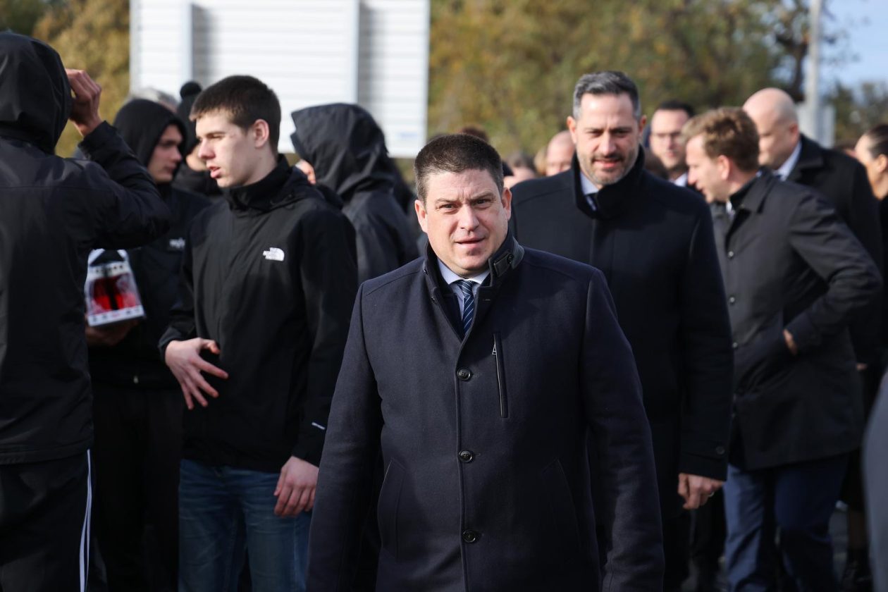 Izaslanstva Vlade i Predsjednika Republike na obilježavanju stradanja Škabrnje