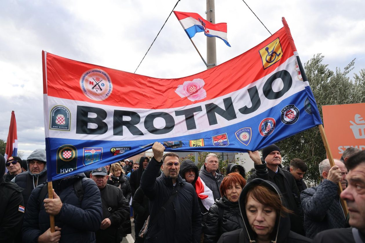 Obilježavanje 34. obljetnice stradanja Škabrnje