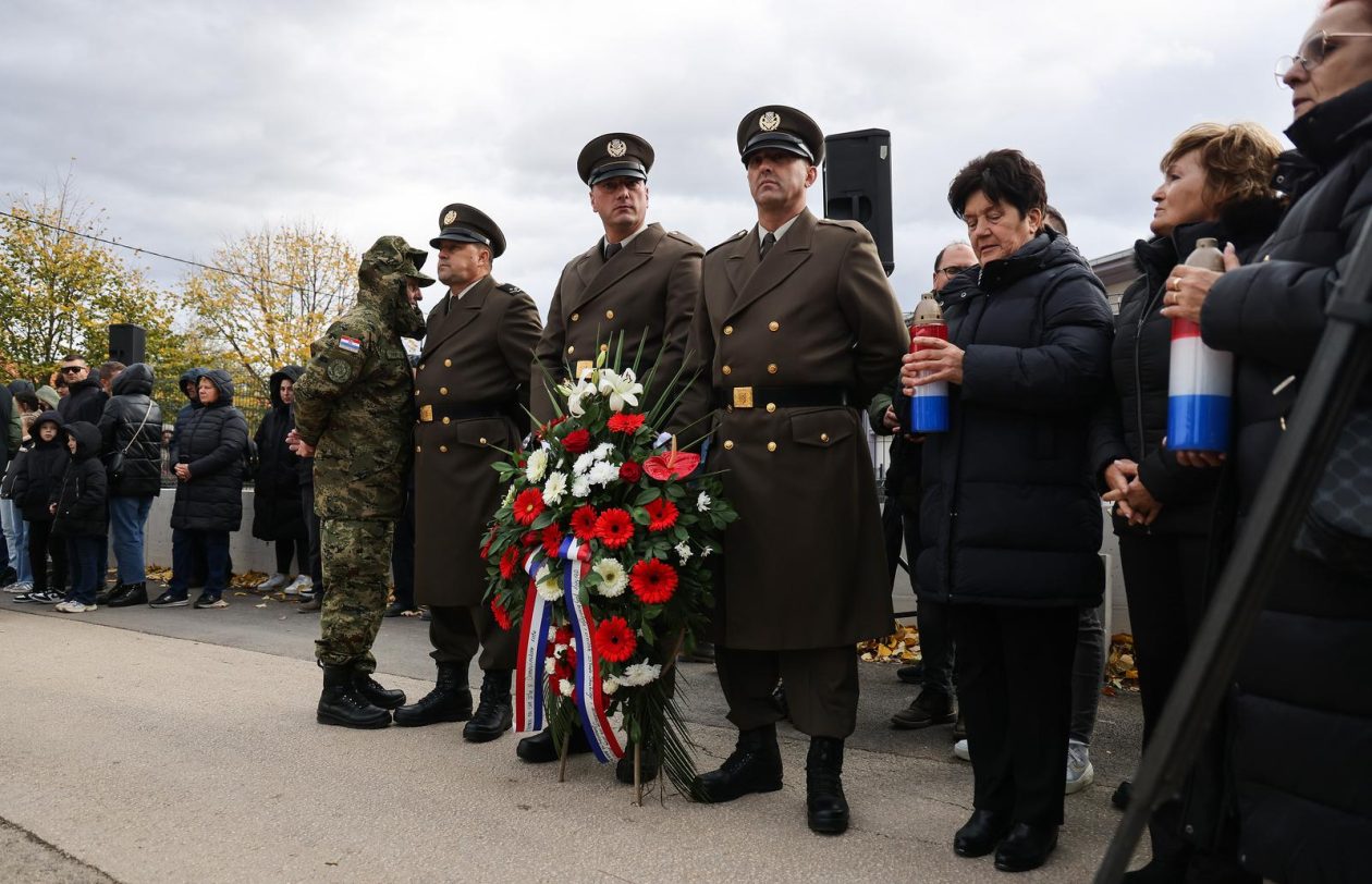 Obilježavanje 34. obljetnice stradanja Škabrnje
