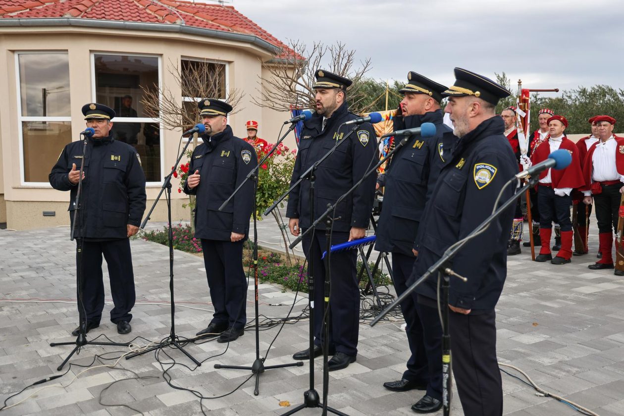 Obilježavanje 34. obljetnice stradanja Škabrnje