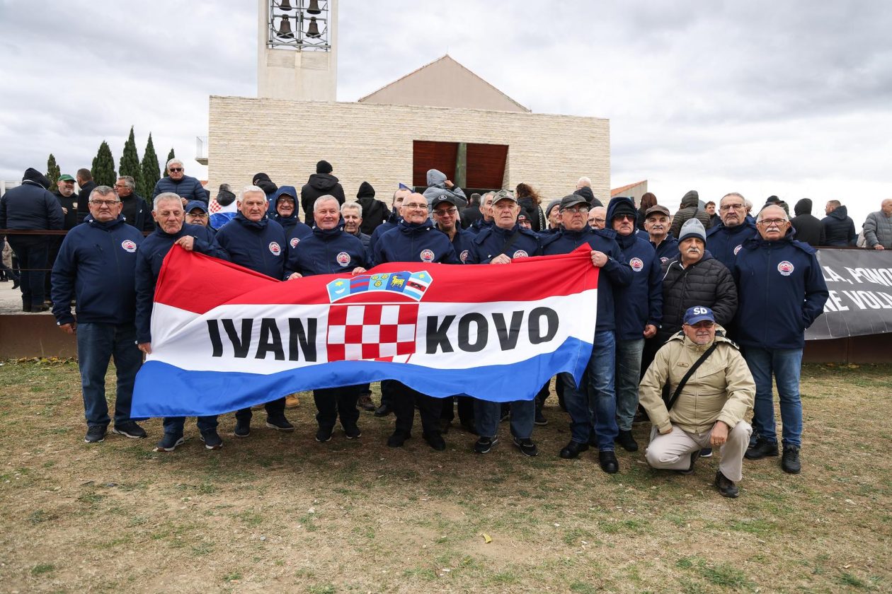 Obilježavanje 34. obljetnice stradanja Škabrnje