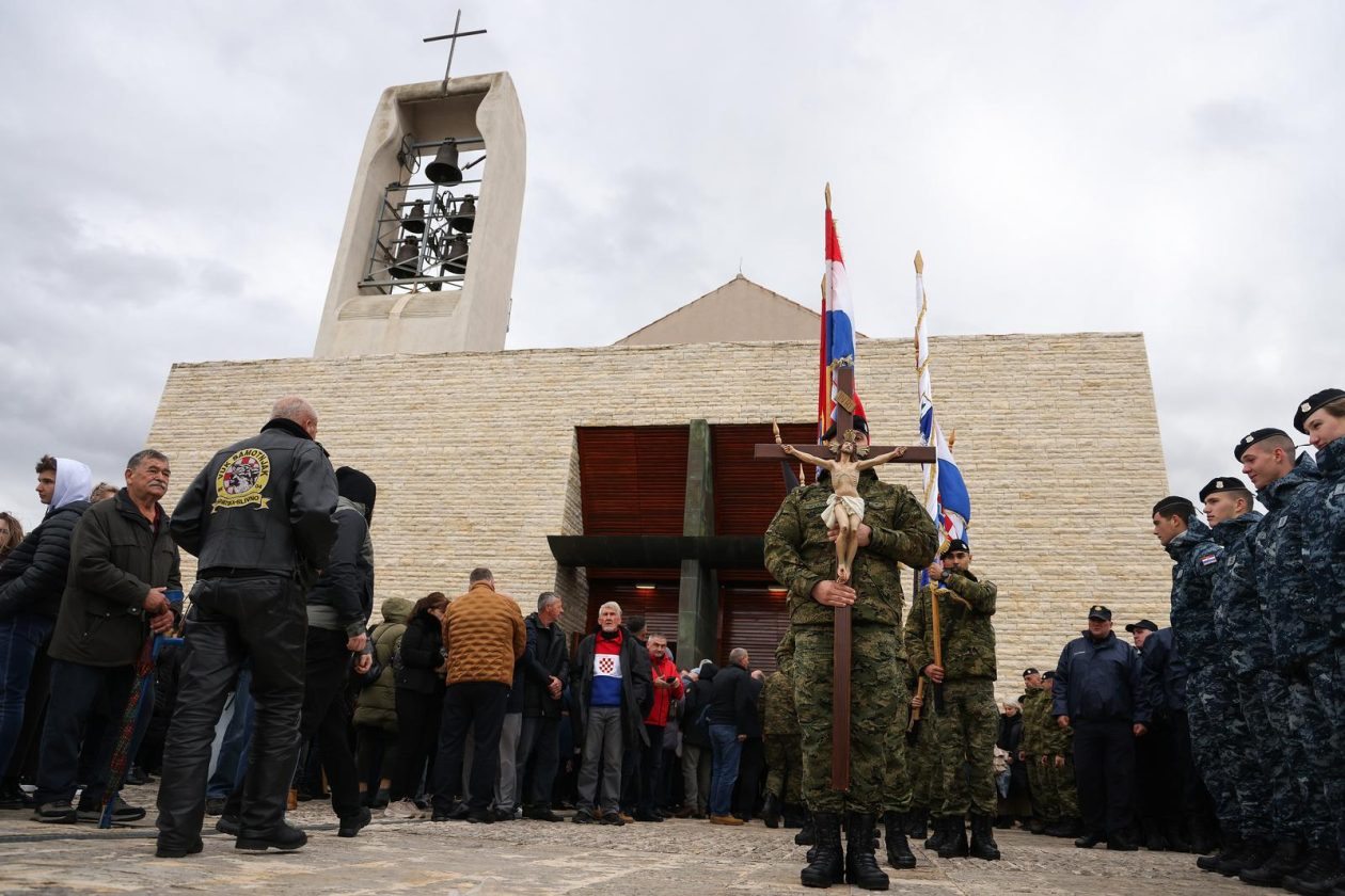 Obilježavanje 34. obljetnice stradanja Škabrnje