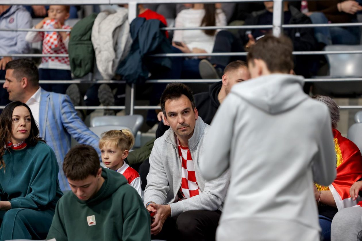 Hrvatska rukometna reprezentacija, prijateljska utakmica protiv Švicarske na Višnjiku