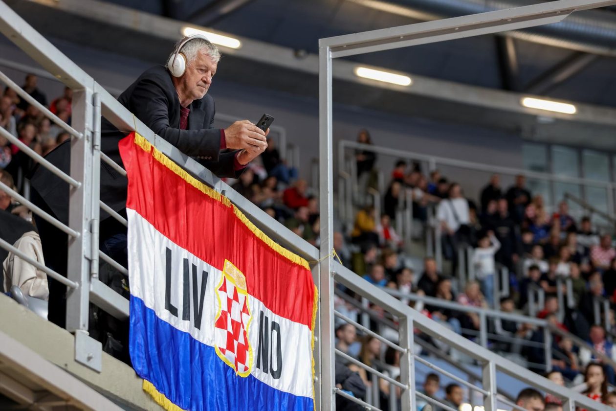 Hrvatska rukometna reprezentacija, prijateljska utakmica protiv Švicarske na Višnjiku