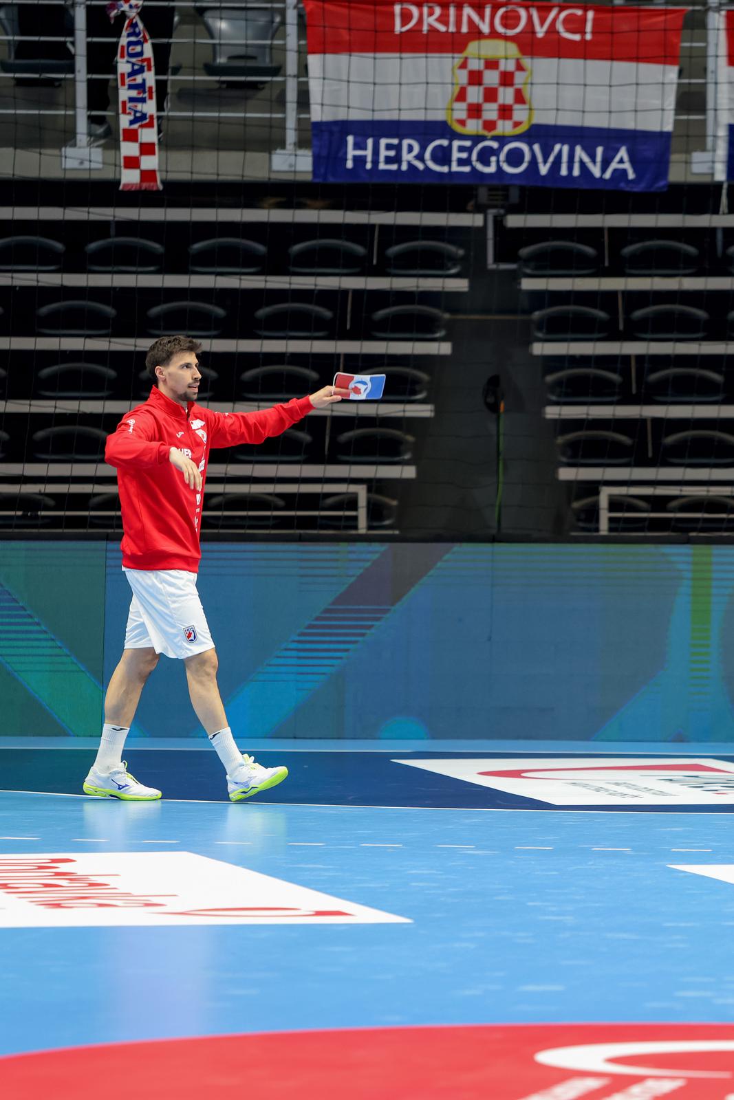 Hrvatska rukometna reprezentacija, prijateljska utakmica protiv Švicarske na Višnjiku