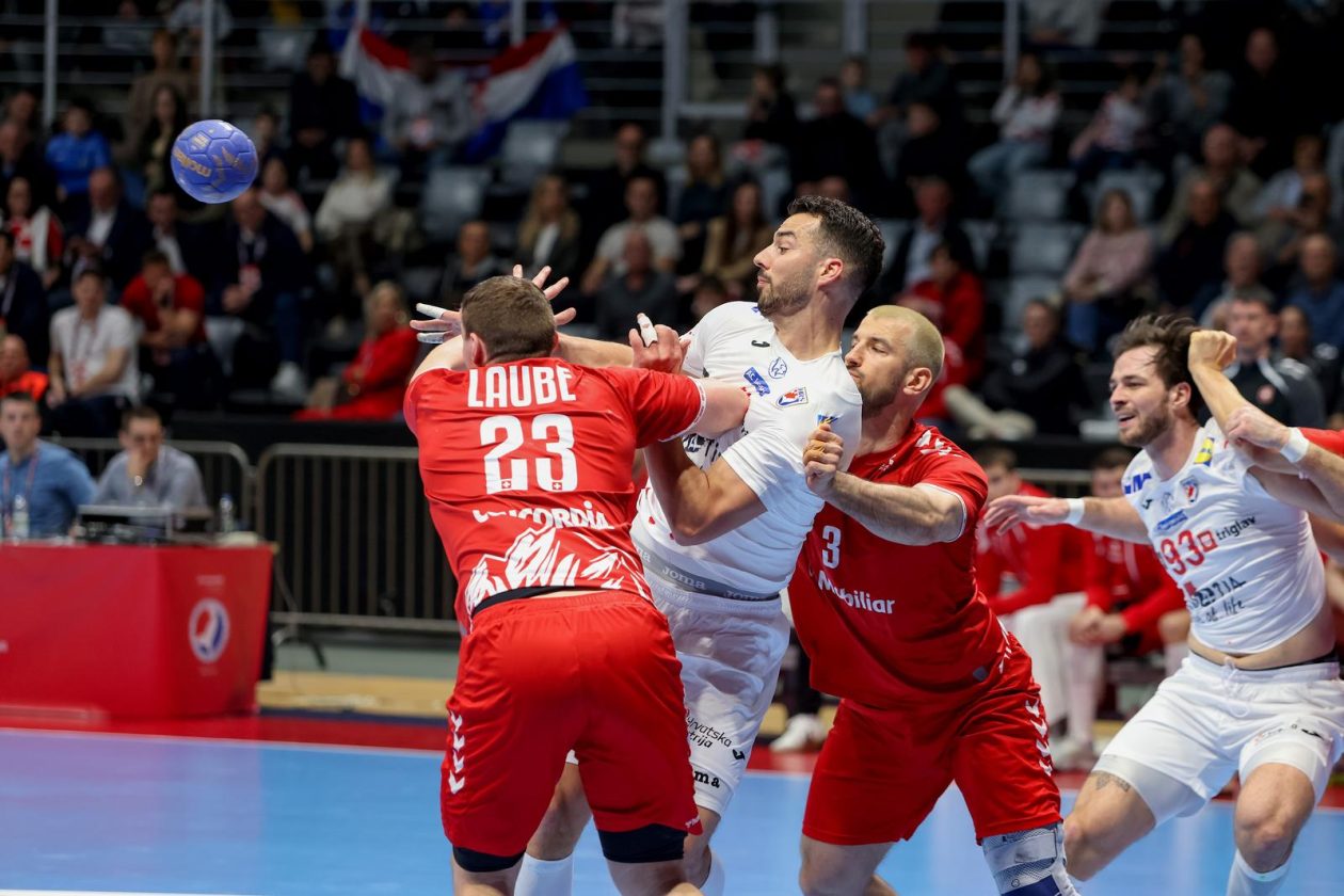 Hrvatska rukometna reprezentacija, prijateljska utakmica protiv Švicarske na Višnjiku