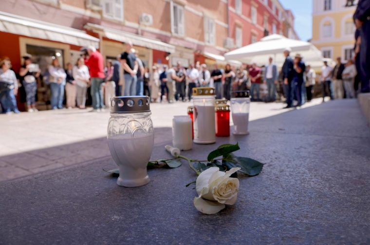 Tihi prosvjed pod nazivom “19 minuta šutnje za Luku” Tihi prosvjed pod nazivom “19 minuta šutnje za Luku”