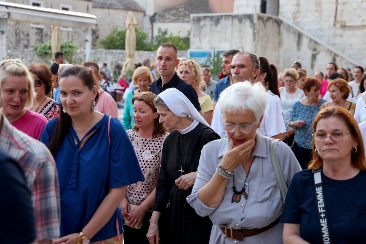 Zadar: Misno slavlje i procesija na svetkovinu Tijelova