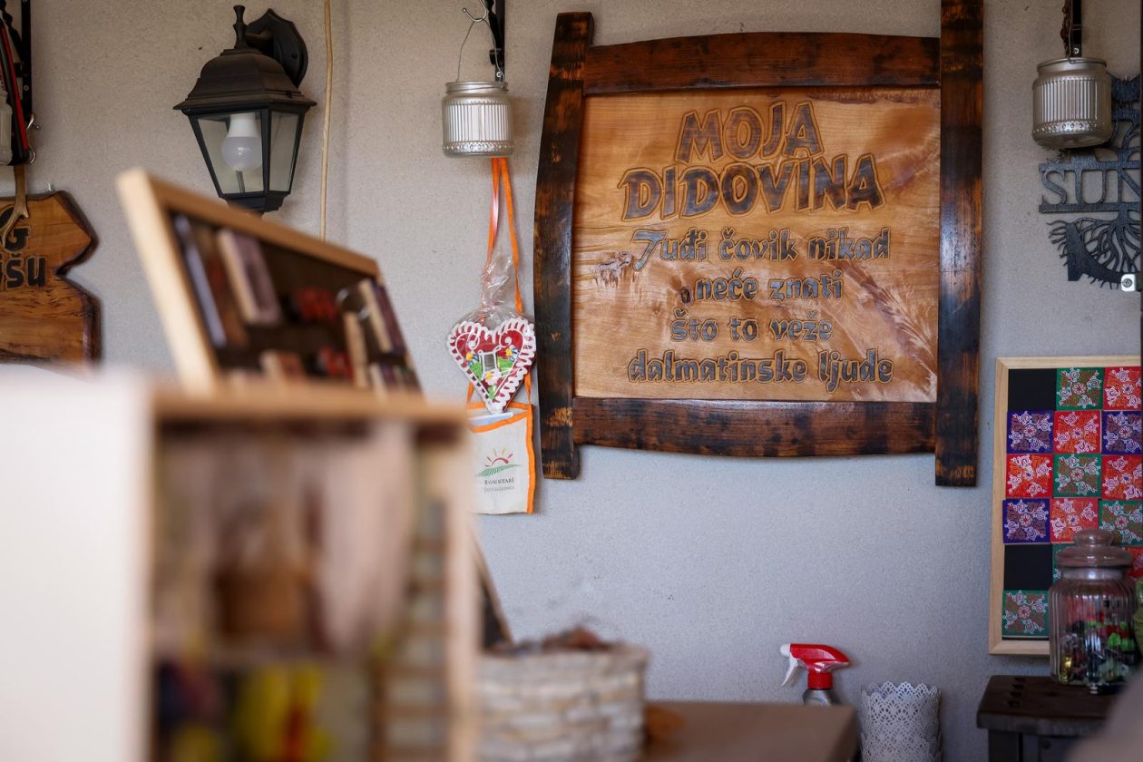 Mlada nada Stipe Šunić iz Rodaljice nedaleko od Benkovca živi za svoj agroturizam “Srce Bukovice”