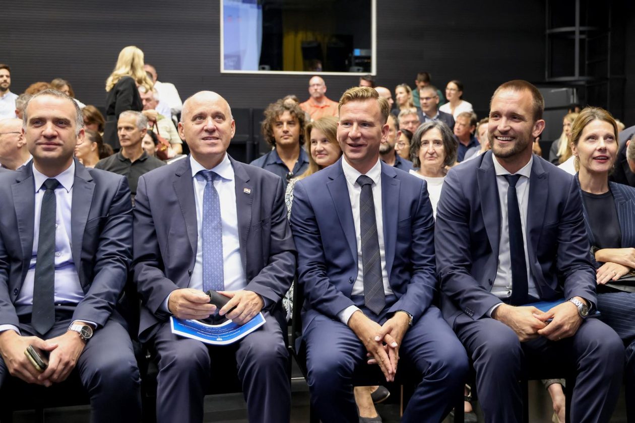 Zadar: Javna prezentacija Prijedloga Prostornog plana isključivoga gospodarskog pojasa Republike Hrvatske u Jadranskom moru