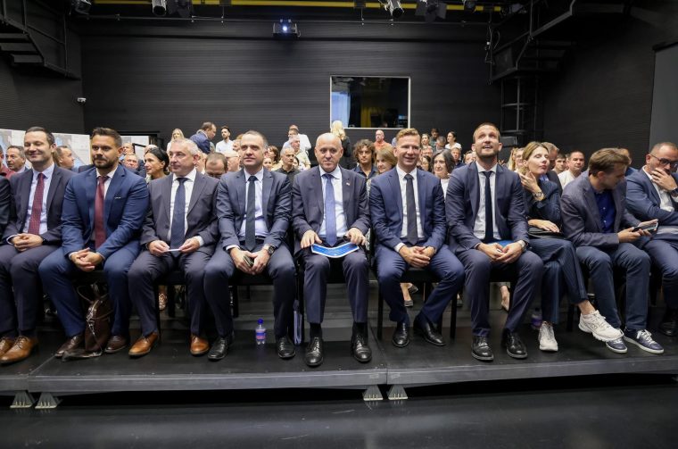 Zadar: Javna prezentacija Prijedloga Prostornog plana isključivoga gospodarskog pojasa Republike Hrvatske u Jadranskom moru