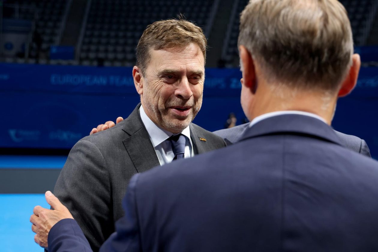 Europsko ekipno prvenstvo u stolnom tenisu, MT finale: Rumunjska – Francuska Europsko ekipno prvenstvo u stolnom tenisu, MT finale: Rumunjska – Francuska