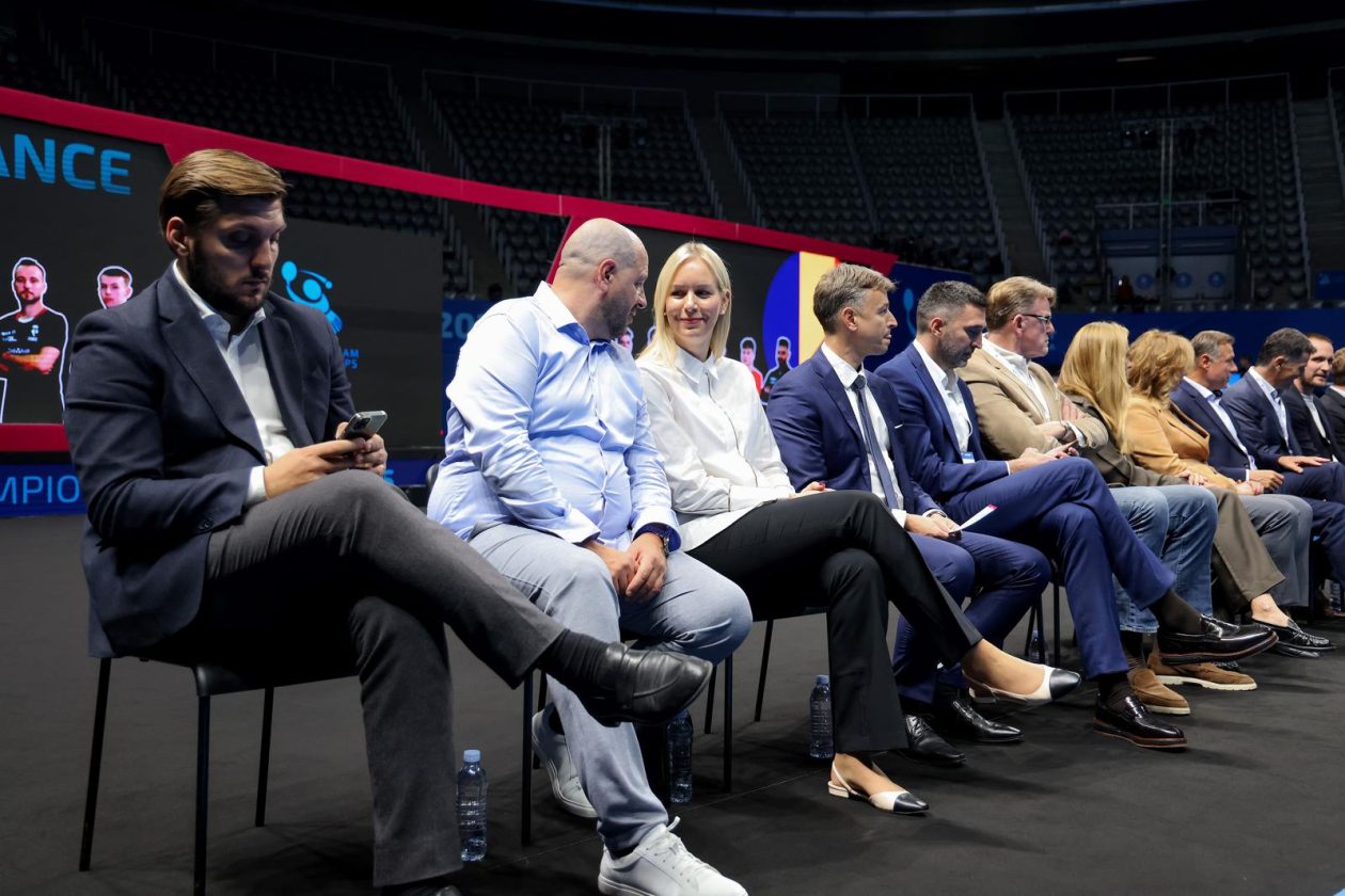 Europsko ekipno prvenstvo u stolnom tenisu, MT finale: Rumunjska – Francuska Europsko ekipno prvenstvo u stolnom tenisu, MT finale: Rumunjska – Francuska